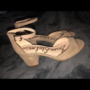 Sam Edelman nude block heels